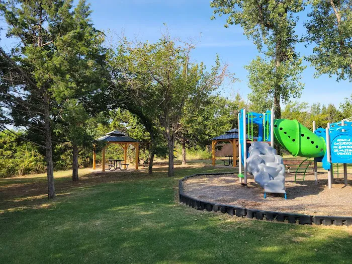 Highland Park Mobile Home Community Picture 3