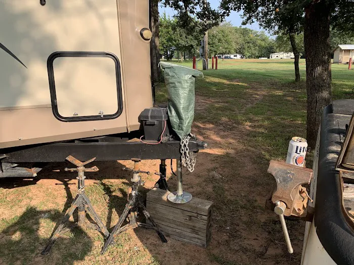 Hickory Creek RV Park Picture 8