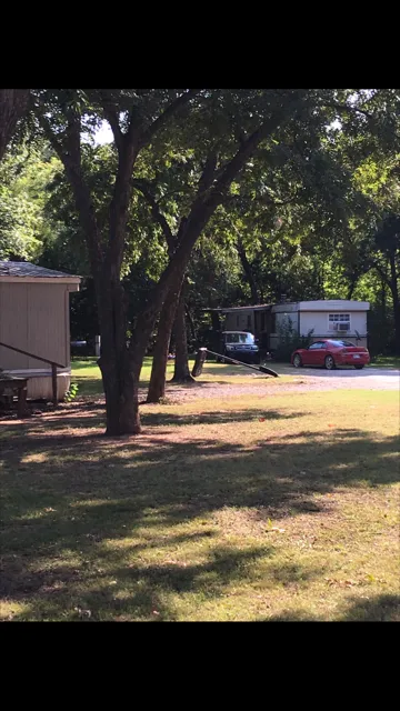 Pecan Village Mobile Home Park Picture 7