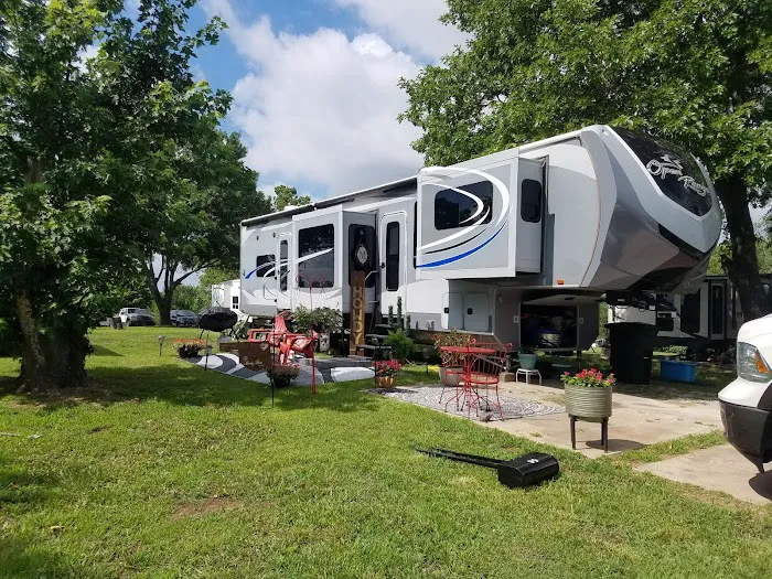 Eagle Pass Campground Picture 1