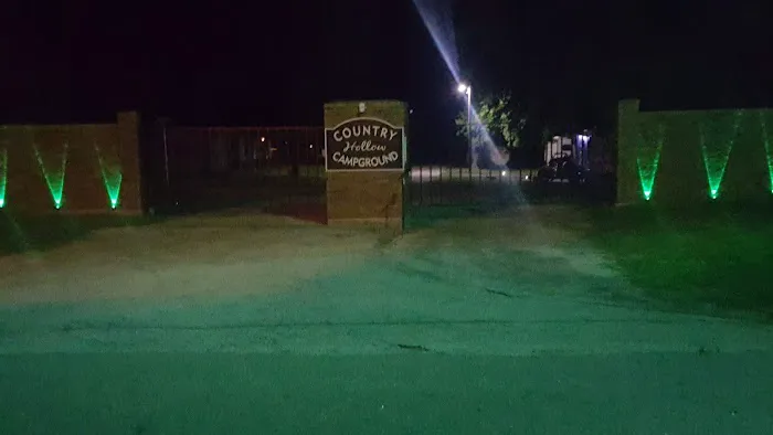 Country Hollow RV Park & Campground Picture 3