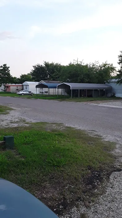 Shamrock Mobile Home Community Picture 4
