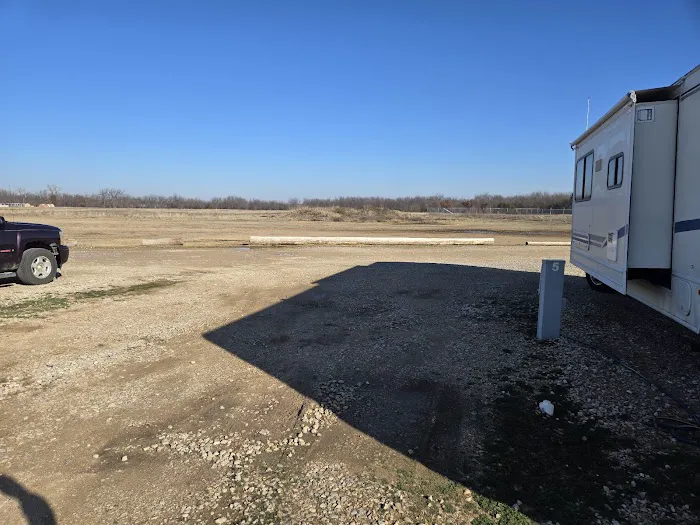 Shawnee RV Park Picture 7