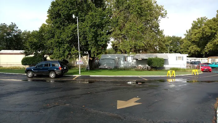 Alpine Mobile Homes Park Picture 6