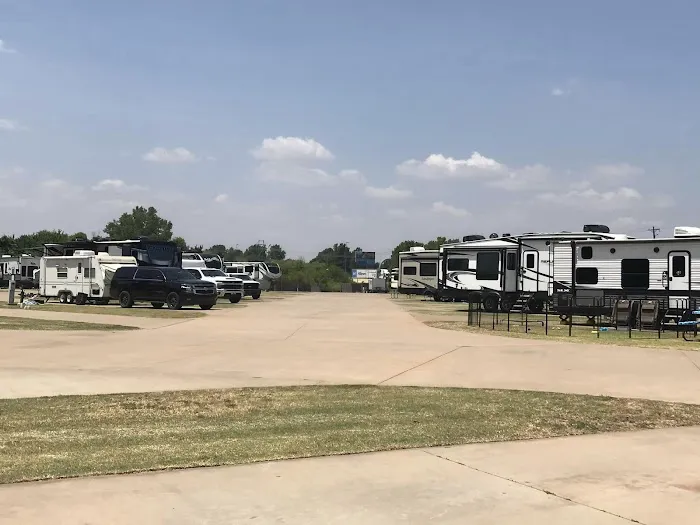 Mustang Run RV Park/ Campground Collective Picture 4