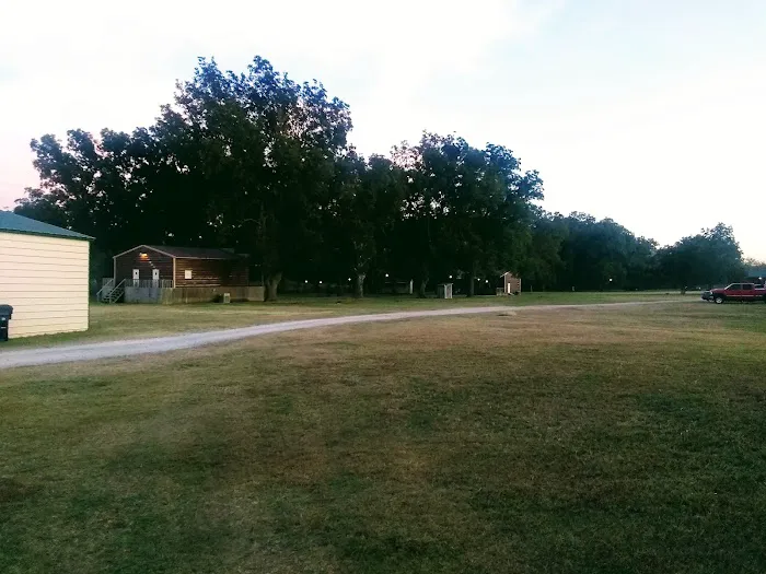 Duncan's Grove R.V. Park Picture 1