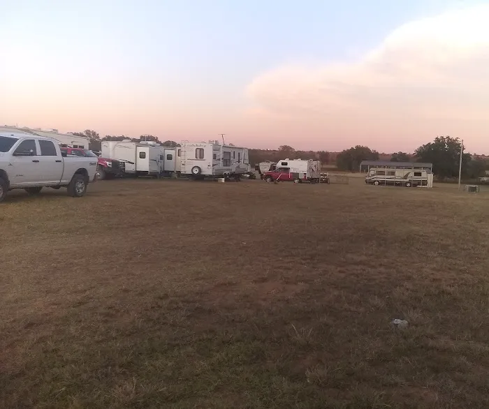 Duncan's Grove R.V. Park Picture 4