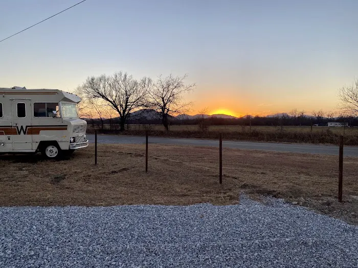Paradise Valley Outlanders RV Park Picture 5
