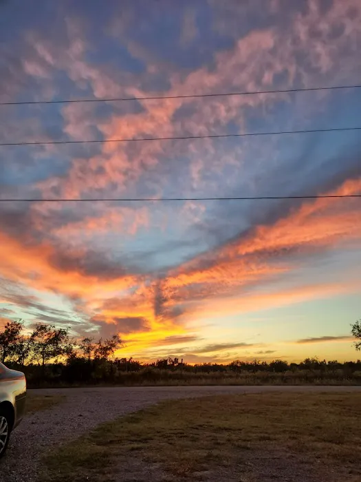 Paradise Valley Outlanders RV Park Picture 7