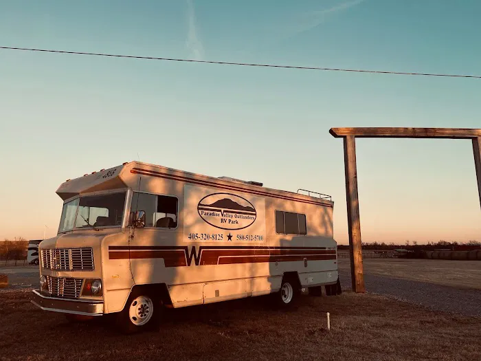 Paradise Valley Outlanders RV Park Picture 6