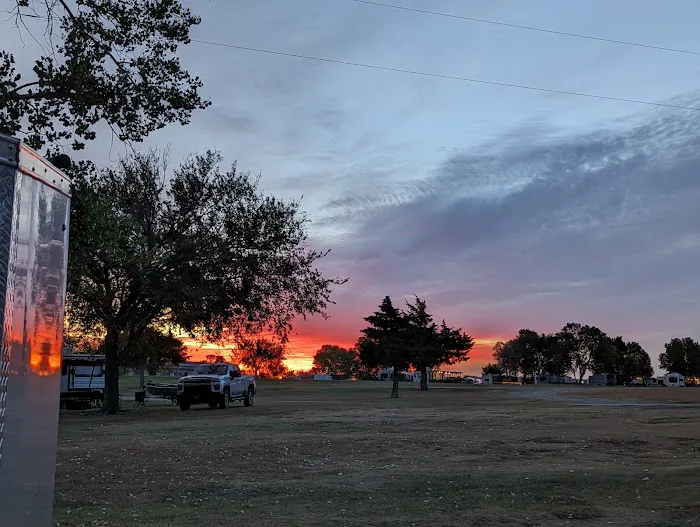 Lawtonka RV Park Picture 10