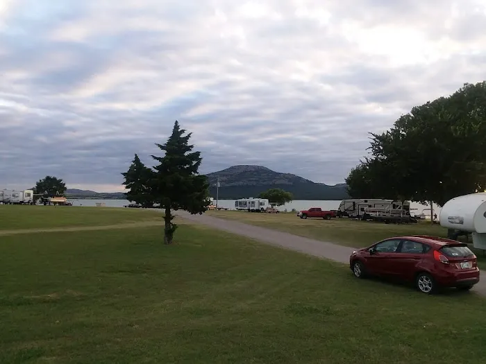 Shady Oaks RV Park Picture 2