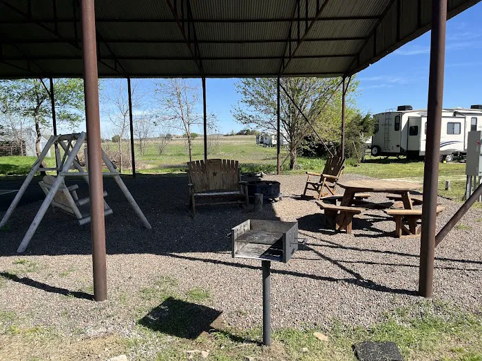 Wichita Mountains RV Park & Storage Picture 4