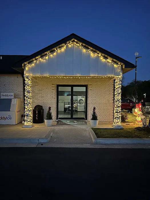 Finish Line RV Park Picture 3