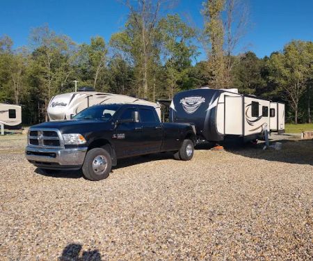 Golden's Riverside RV Park