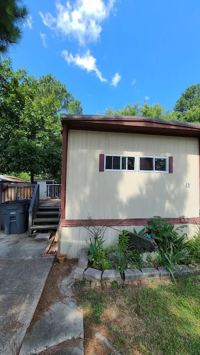 Pleasant Mobile Home and RV Park Picture 9