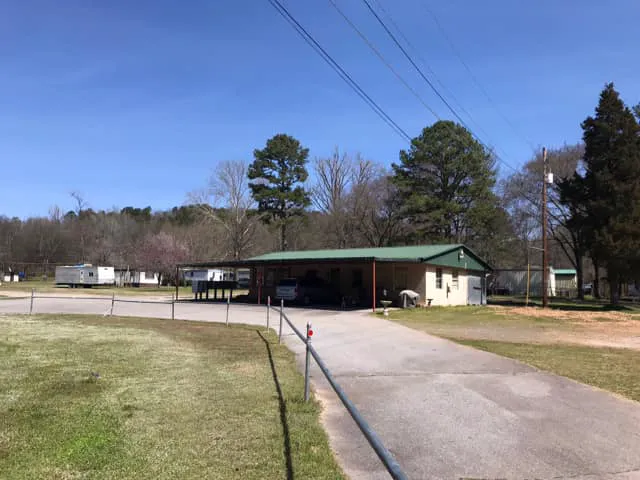 Piney Acres Mobile Home & RV Park and Storage Picture 1