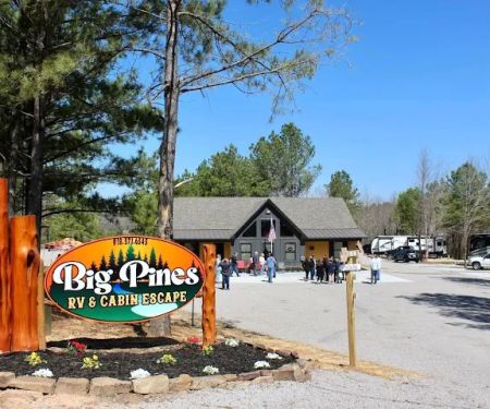 Big Pines RV Escape - Cabins & RV