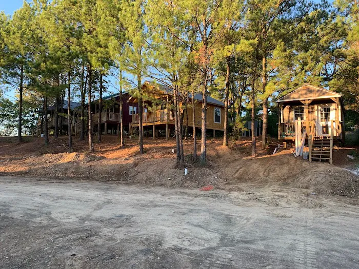 Big Pines RV Escape - Cabins & RV Picture 6