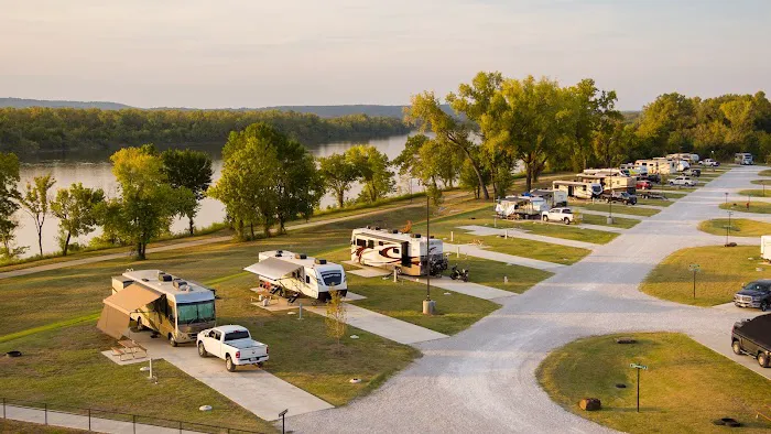 Fort Smith Riverfront RV Resort Picture 5