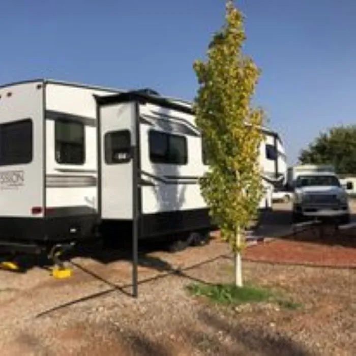 Lone Star RV Park Picture 3