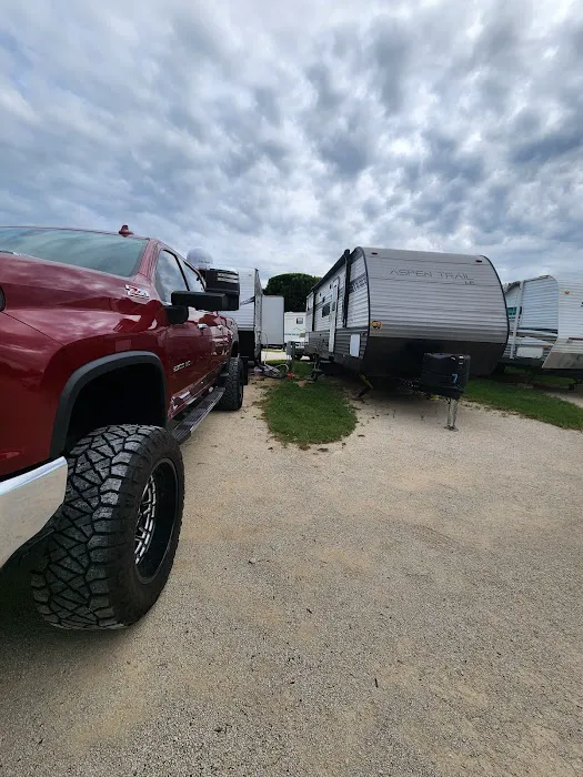 White's RV Park Picture 1