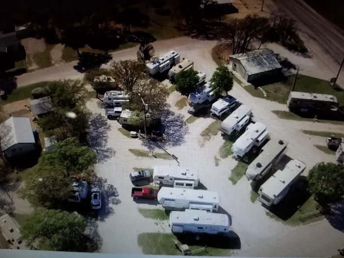 White's RV Park Picture 6