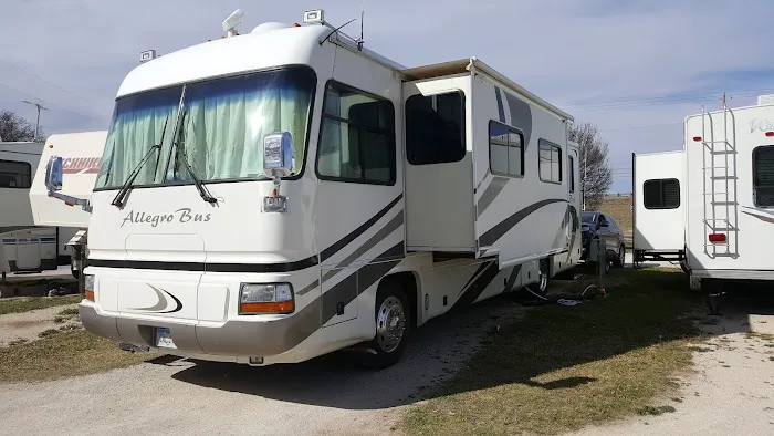 White's RV Park Picture 5