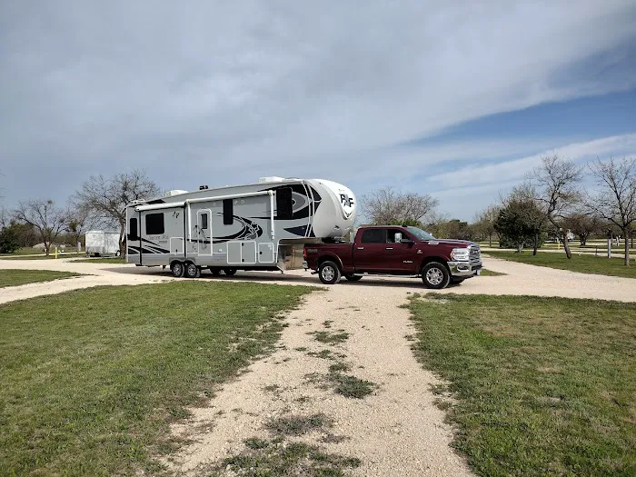 Buck Creek RV Park Picture 1