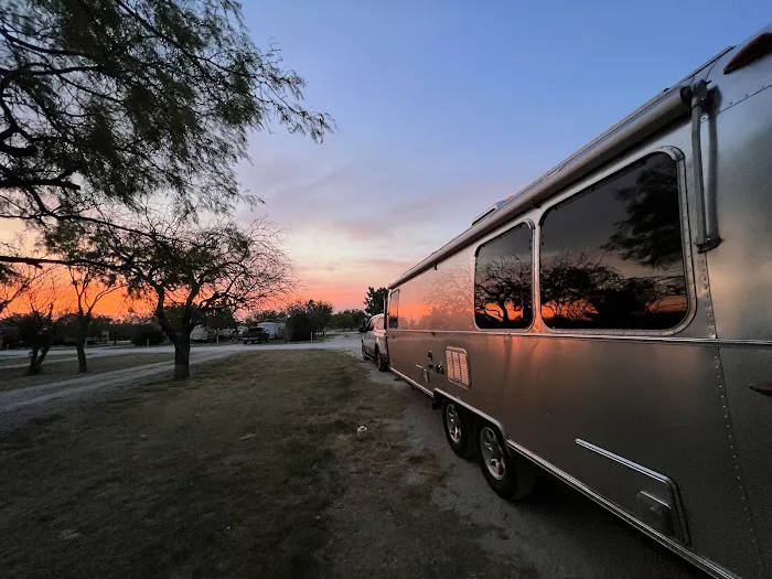 Buck Creek RV Park Picture 6