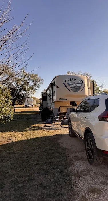 Buck Creek RV Park Picture 7