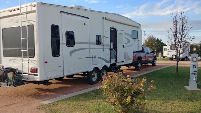 Riverway RV Park Picture 3