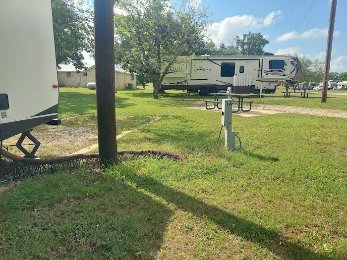 Llano City Rv Park Picture 8