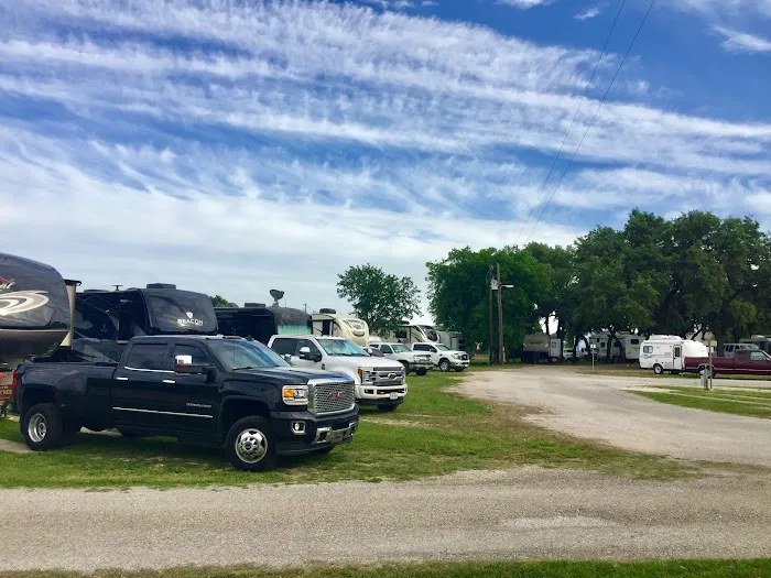 Roadrunner RV Park Picture 10