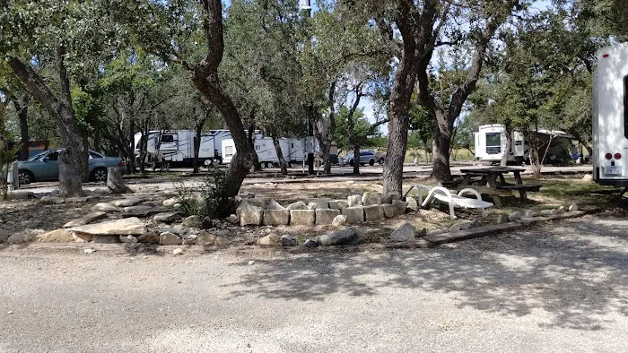 Shady Oaks RV Resort Picture 1