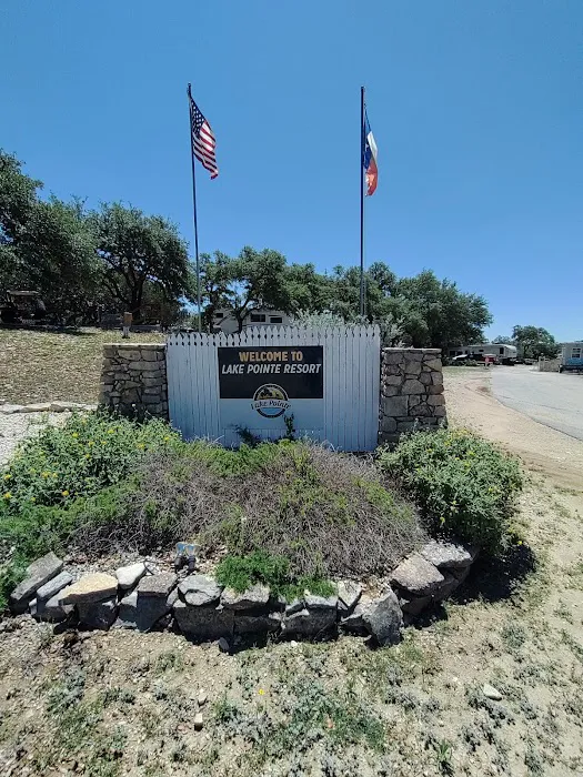 Lake Pointe RV & Condo Resort Picture 3