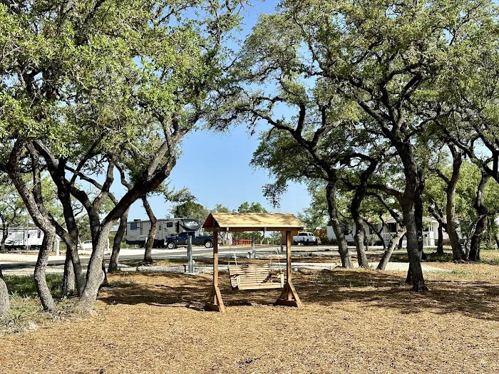 Pierced Oak RV Park Picture 1