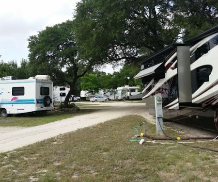 River Oaks RV Ranch