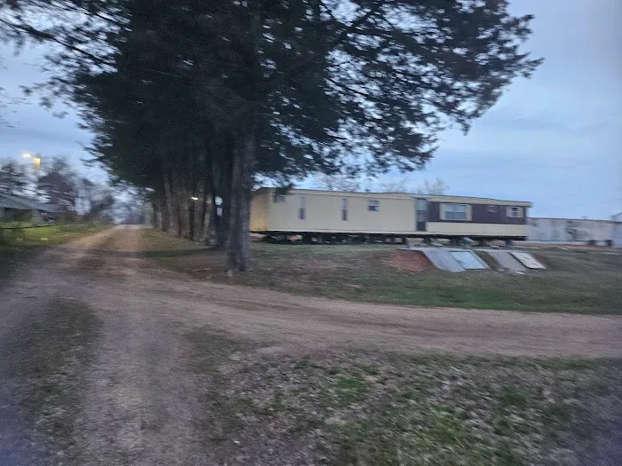 The Crossroads Mobile Home & RV Park Picture 4