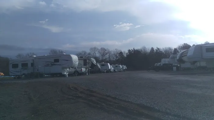 Workman's RV Park Picture 5