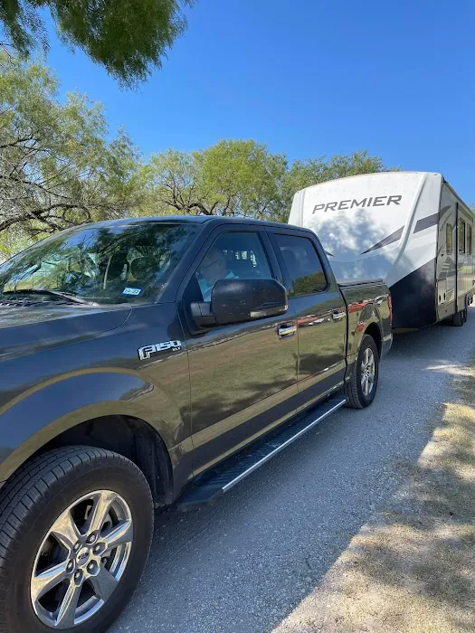 A Country Breeze RV Park Picture 4