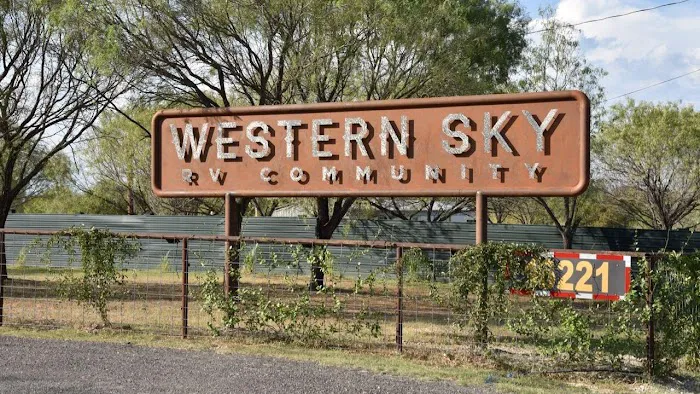 Patriot RV Park - San Antonio SW Picture 4