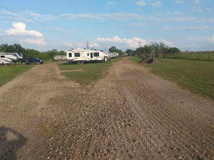 S&S Travel RV Park Picture 6