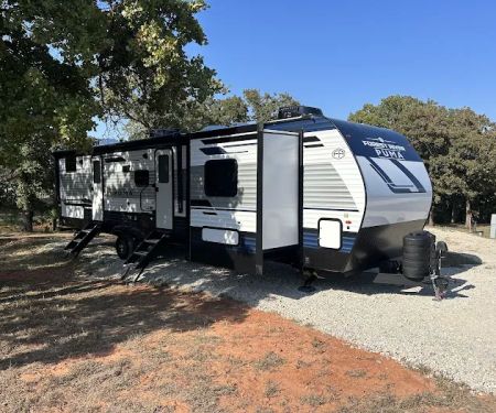 Route 66 Midpoint RV Park and Campgrounds