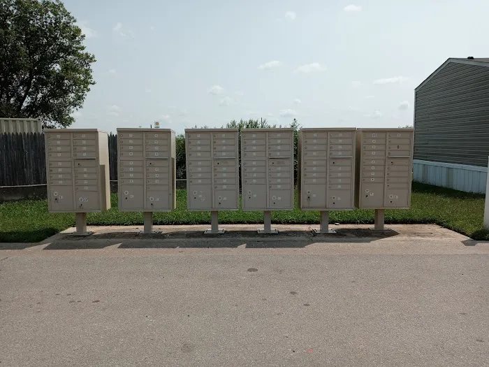 Fort Reno Mobile Home Park Picture 5