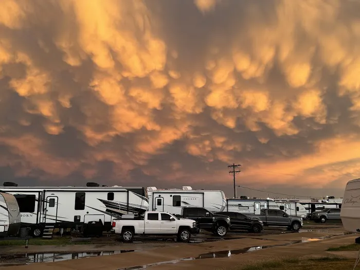 Old 66 RV Park Picture 9