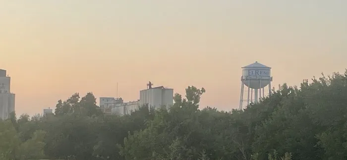 Big Red's RV Park Picture 1