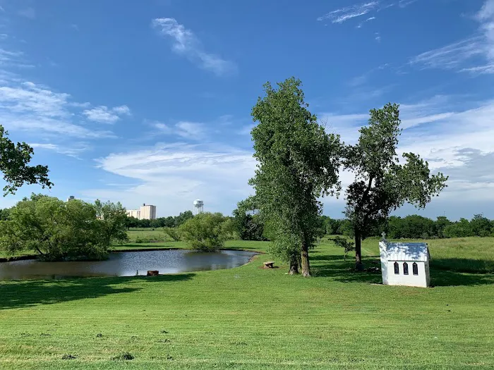 Big Red's RV Park Picture 3