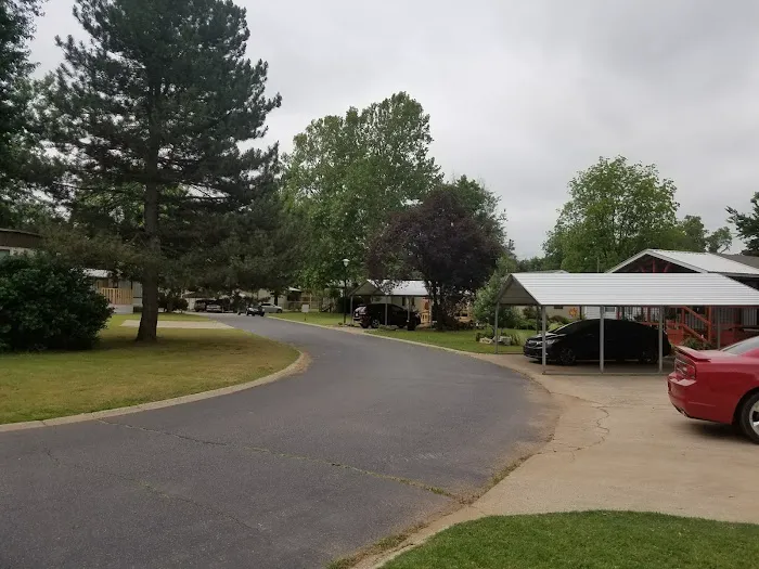Stonebrook Village Mobile Home Park Picture 6