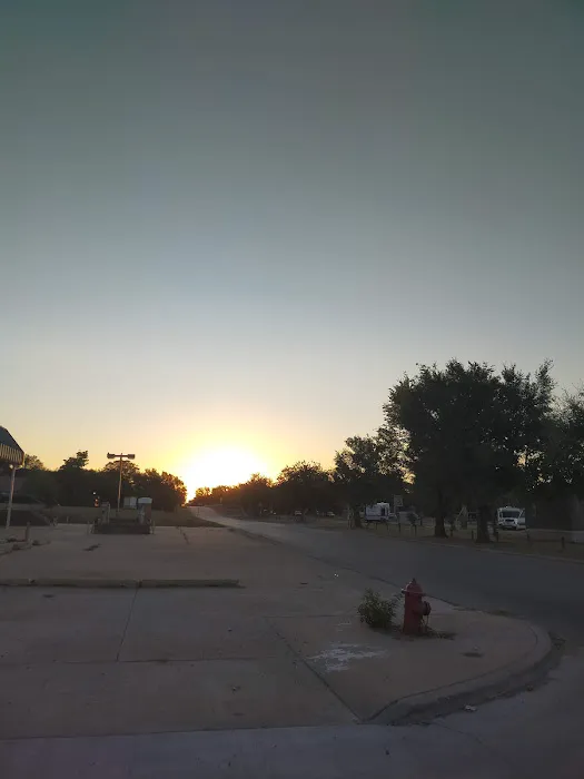 Plaza RV and Trailer Park Picture 10